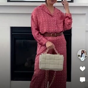 Loft blouse (matching pants on different post)